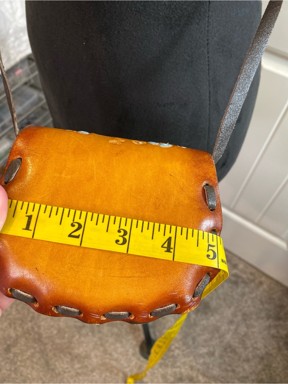 Vintage Mini Handtooled Floral Leather Crossbody Bag in Honey Brown - Picture 11 of 13